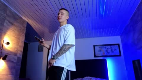 Snapshot of asmodeo_cox chatting on January 2025 05:11:01 AM Asmodeo - online show from January 2025 05:11:01 AM