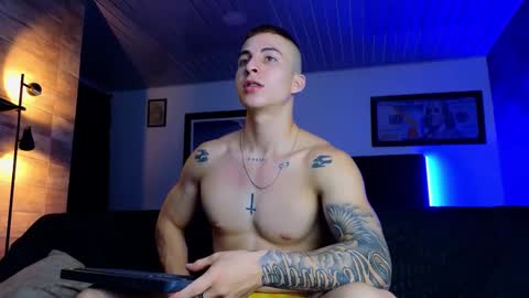 Snapshot of asmodeo_cox chatting on March 2025 03:45:01 AM Asmodeo - online show from March 2025 03:45:01 AM