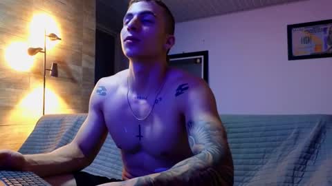 Snapshot of asmodeo_cox chatting on November 2025 10:01:02 AM Asmodeo - online show from November 2025 10:01:02 AM