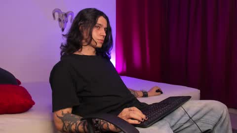 Snapshot of asmodeuszz chatting on February 2025 03:36:01 AM asmodeuszz online show from February 2025 03:36:01 AM