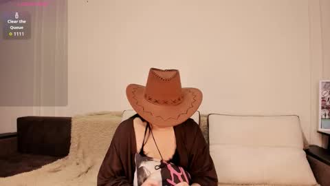 Asuna online show from February 2026 06:48:01 PM