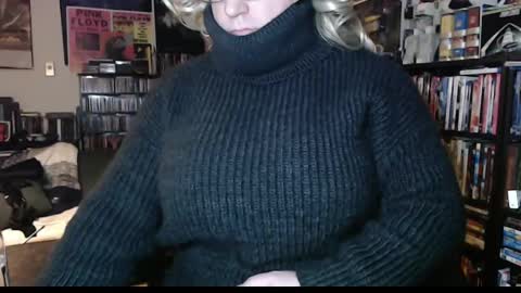 Aspen Vale online show from December 2024 01:47:02 AM