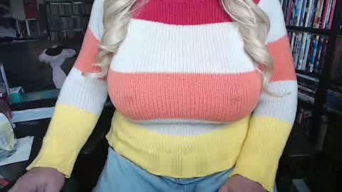 Aspen Vale online show from October 2025 09:04:01 PM