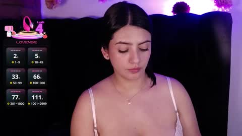 Snapshot of aspenruss chatting on March 2025 10:08:02 PM online show from March 2025 10:08:02 PM