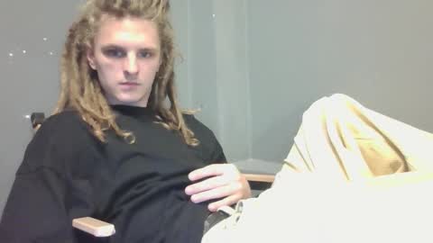 Snapshot of asphalt_surfer chatting on September 2025 02:08:01 PM asphalt surfer online show from September 2025 02:08:01 PM