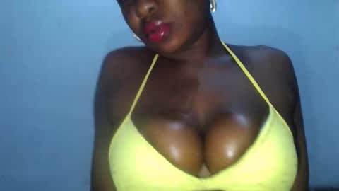 Snapshot of ass_elbonypussy chatting on May 2026 06:31:02 AM ass_elbonypussy online show from May 2026 06:31:02 AM