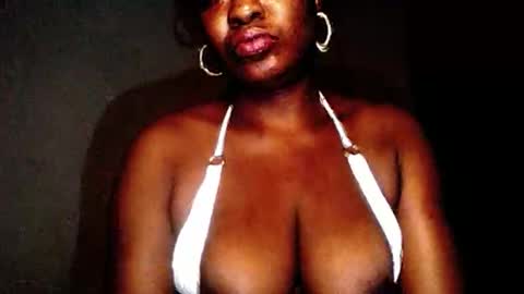 Snapshot of ass_elbonypussy chatting on May 2026 06:52:01 AM ass_elbonypussy online show from May 2026 06:52:01 AM