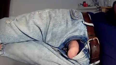 Will take commands from GuysWomenCouples etc online show from December 2024 09:20:02 PM