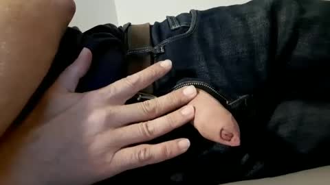 Will take commands from GuysWomenCouples etc online show from December 2024 07:11:01 PM