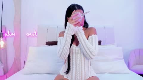 ashley  online show from December 2025 06:13:02 PM