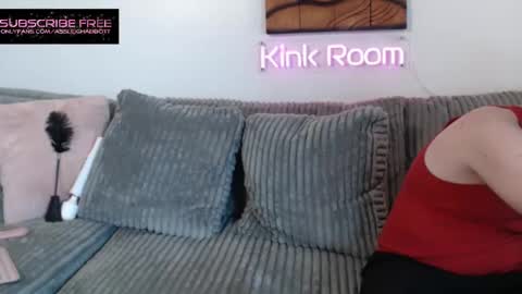 ASSleigh Abbott online show from February 2025 06:40:01 PM