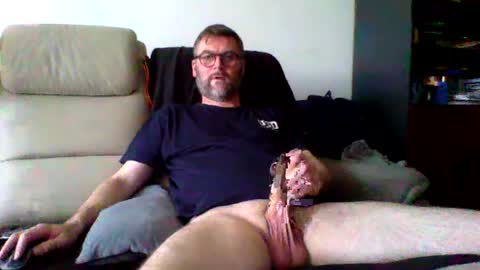Snapshot of assurarthur chatting on June 2026 05:00:02 PM assurarthur online show from June 2026 05:00:02 PM