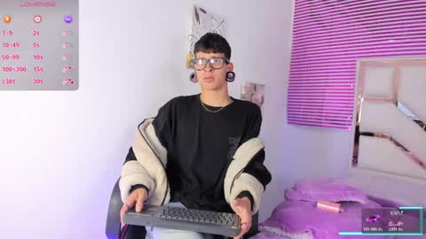 Astarotth online show from June 2026 01:35:02 PM