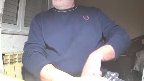 Snapshot of astelover chatting on December 2024 08:50:01 PM astelover online show from December 2024 08:50:01 PM