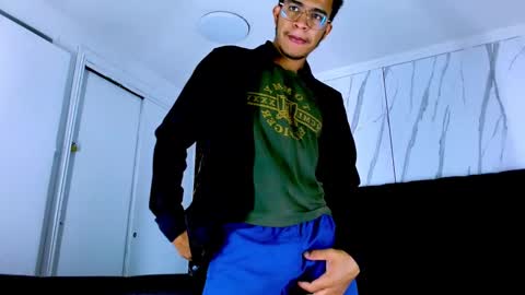 Snapshot of aston_vera chatting on December 2025 04:40:02 AM Aston online show from December 2025 04:40:02 AM