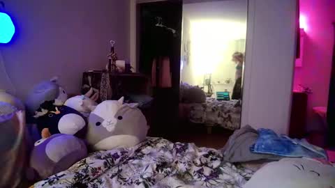 Snapshot of astorialove chatting on February 2025 01:00:02 AM AstoriaLove online show from February 2025 01:00:02 AM