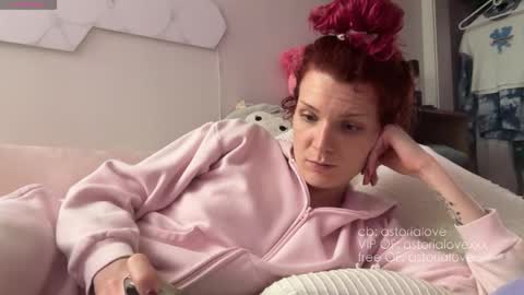 AstoriaLove online show from November 2025 04:11:02 AM