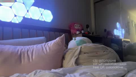 Snapshot of astorialove chatting on February 2026 02:21:02 AM AstoriaLove online show from February 2026 02:21:02 AM