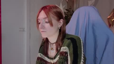 Snapshot of astra_lis chatting on December 2025 07:52:01 PM Astra online show from December 2025 07:52:01 PM