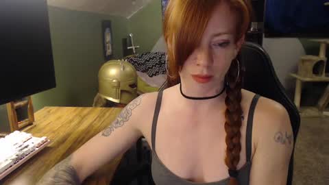 Snapshot of astraeasiren chatting on February 2025 05:53:02 AM AstraeaSiren online show from February 2025 05:53:02 AM