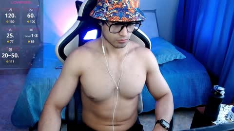Snapshot of astraeus_aesthetic chatting on December 2024 06:30:02 PM astraeus_aesthetic online show from December 2024 06:30:02 PM