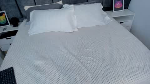 astrid_velle online show from January 2026 06:59:02 AM