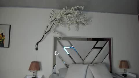 Astrid  online show from January 2026 02:58:02 AM