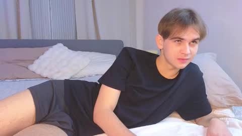 Snapshot of astrodesire chatting on November 2025 03:56:02 PM Evan online show from November 2025 03:56:02 PM