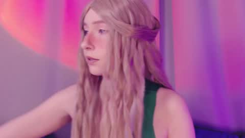 Bonnie online show from December 2024 05:54:02 PM