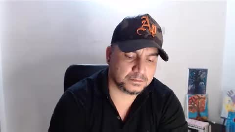 Snapshot of astton_nick chatting on December 2024 02:45:02 AM Nick Astton online show from December 2024 02:45:02 AM