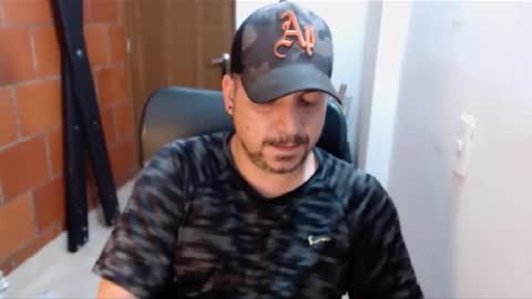 Snapshot of astton_nick chatting on February 2025 03:41:02 AM Nick Astton online show from February 2025 03:41:02 AM