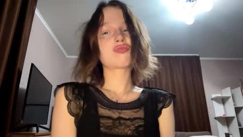 Asuna online show from March 2026 10:49:01 PM