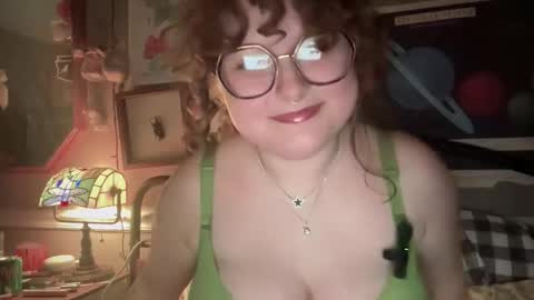 Snapshot of asurdaisy chatting on December 2025 04:06:02 AM asurdaisy online show from December 2025 04:06:02 AM