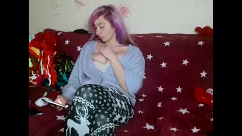 Snapshot of asyalu chatting on February 2025 07:36:01 PM AsyaLu online show from February 2025 07:36:01 PM