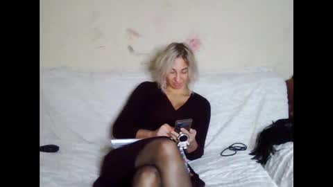 Snapshot of asyalu chatting on October 2025 02:29:01 PM AsyaLu online show from October 2025 02:29:01 PM