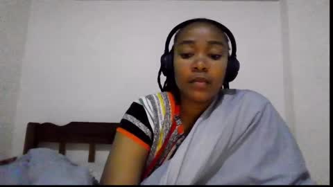 atara_seren online show from April 2026 05:04:02 PM