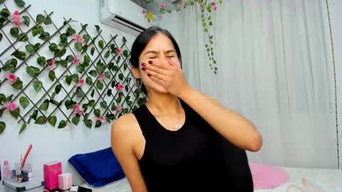 Atenea online show from March 2026 02:50:01 AM