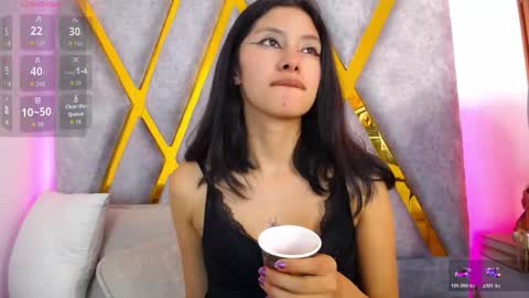 Athenea online show from April 2026 12:57:02 AM