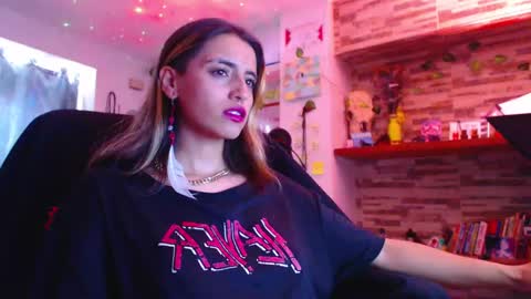 Atenea online show from March 2025 04:54:02 PM