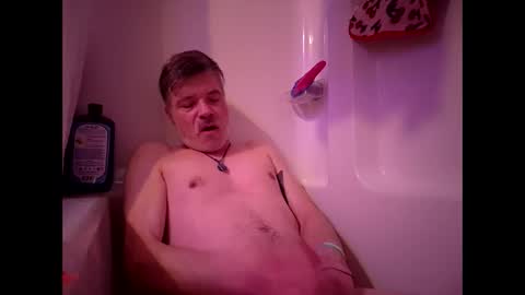 jonnyandrew online show from April 2026 02:04:02 AM