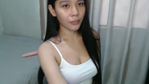 Snapshot of atheena_charm chatting on January 2025 03:53:01 AM Athena online show from January 2025 03:53:01 AM