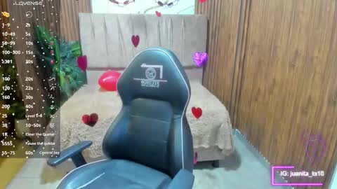 Snapshot of athenaa_tay chatting on February 2026 07:21:01 PM Atenea online show from February 2026 07:21:01 PM