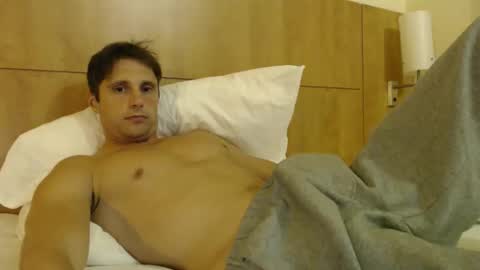 tommycb55555 online show from June 2026 08:03:01 PM