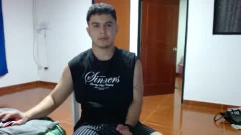 Snapshot of athleticboy2026 chatting on November 2025 01:27:02 AM Robin online show from November 2025 01:27:02 AM