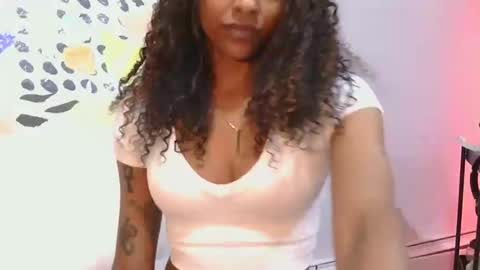 AtirahCali online show from April 2026 02:41:01 PM