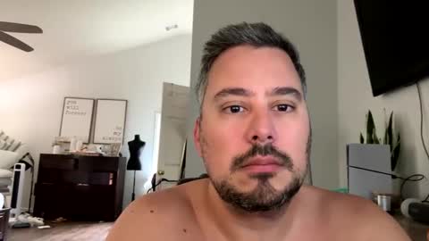 Snapshot of atlchris89 chatting on April 2026 02:01:01 PM atlchris89 online show from April 2026 02:01:01 PM