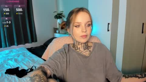 online every day between 10am-23pm online show from February 2025 07:44:01 AM