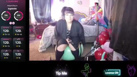 Snapshot of atomicfireball8 chatting on November 2025 08:22:02 PM Atomicfireball8 online show from November 2025 08:22:02 PM