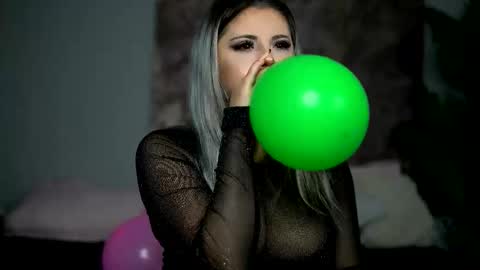 AudreySosa online show from November 2025 09:58:01 PM