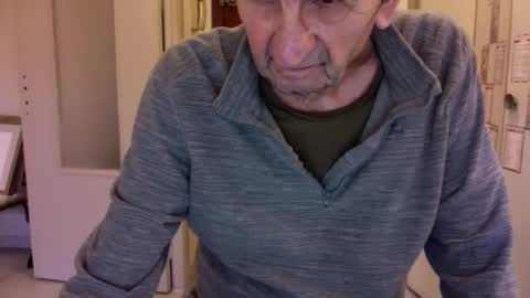 Snapshot of auguste061400 chatting on February 2025 04:18:01 PM auguste061400 online show from February 2025 04:18:01 PM